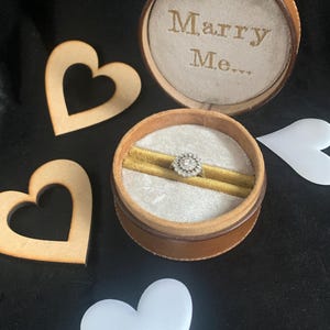 proposal marry me vintage leather ring case