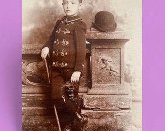 FANCY PANTS:  Very Nice 1890's New York Studio Cabinet Photo -- Young Boy in Uniform - LA