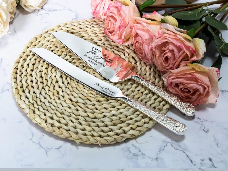Custom Wedding Cake Serving Set, Personalized Cake Knife and Server, Engraved Wedding Cake Cutting Set, Bride and Groom Gift image 15