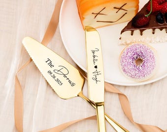Engraved Wedding Cake Slicer Set: Personalized Keepsake Gift