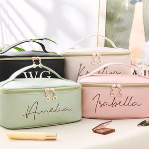 Trousse de toilette à monogramme, Cadeaux personnalisés pour demoiselle d'honneur, Trousse de maquillage brodée, Trousse à cosmétiques de grande capacité, Proposition de demoiselle d'honneur, Trousse à maquillage