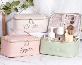Trousse de maquillage de demoiselle d'honneur, trousse de maquillage brodée personnalisée, proposition de demoiselle d'honneur, trousse à maquillage de grande capacité, cadeau de Saint-Valentin pour elle.