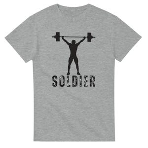 Maglietta girocollo unisex pesante Soldier Gym Graphic Tee / Gildan 5000 Sport Grey