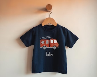 Baby Feuerwehrauto Kurzarm T-Shirt | Größen 3 M-24 M |Süßes Säugling-T-Shirt für Feuerwehrmann-Kids |  Feuerwehrauto Design | Feuerwehr Geschenk