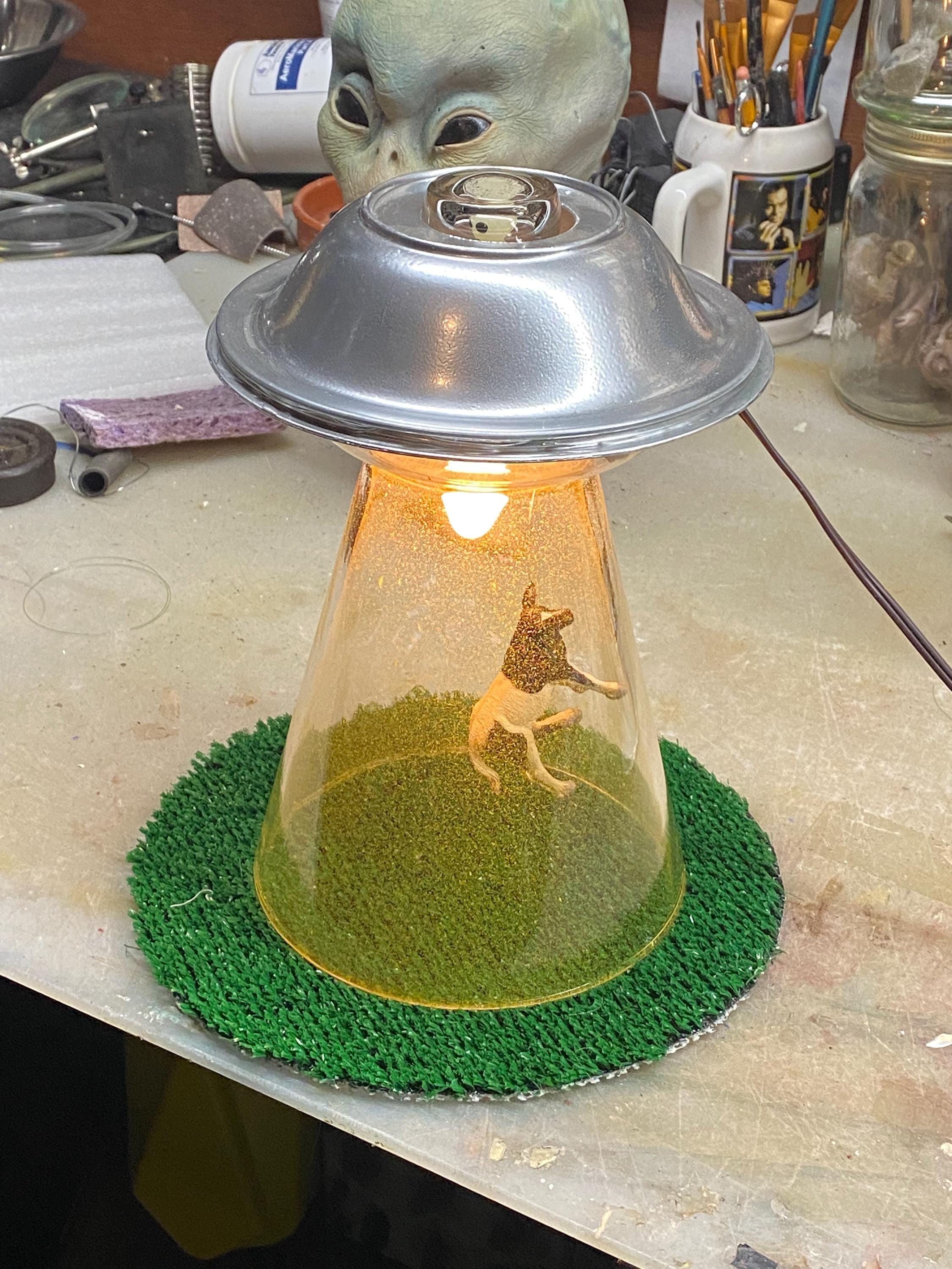 UFO Cow Abduction Lamp - Etsy