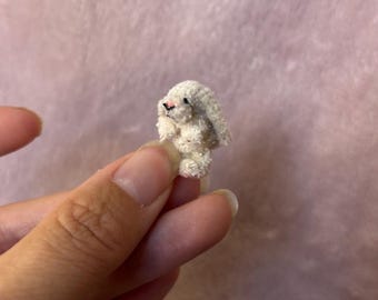 Très petites mini peluches de 1 cm, ours en peluche pour une maison de poupée ou un cadeau.