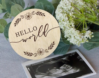 Hello world baby announcement, Baby milestone disc