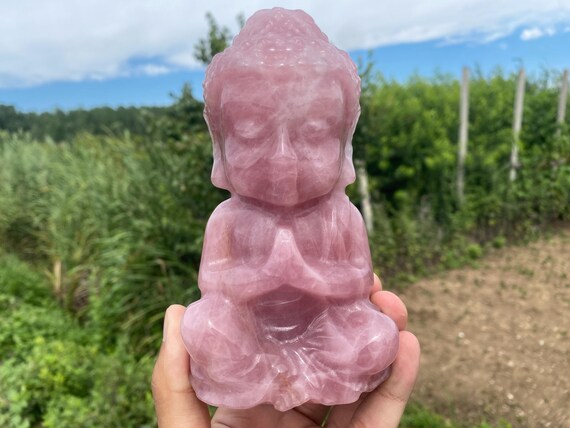 ローズクォーツ仏像：手彫りクリスタルホームデコレーション（5.9
