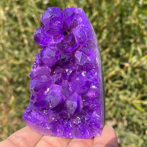 Beautiful Purple Geode quartz,quartz crystal,hand carved,Crystal Geode specimen,Mineral Vug,Home Decoration