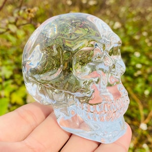Hand Carved Clear Quartz Crystal Skull: Home Decor (2.9&quot;)