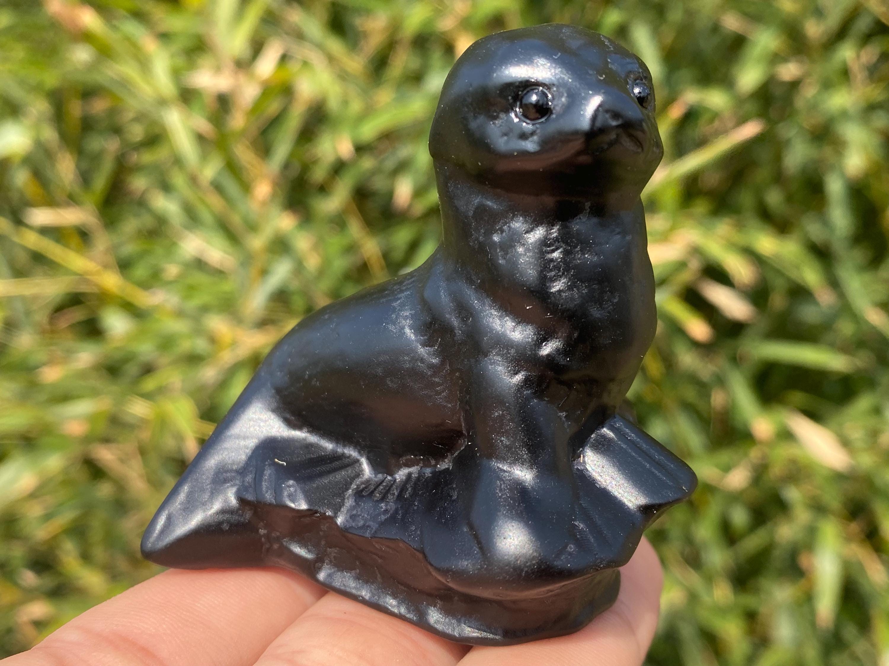 黒曜石クリスタルアシカの頭蓋骨：手彫りのホームデコレーション（2.4