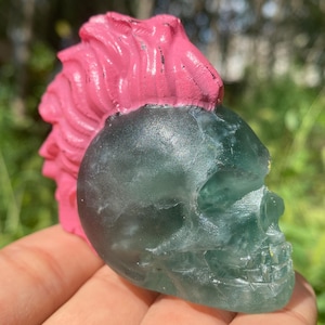 2.7&#39;&#39; Natural Fluorite crystal,crystal skull,quartz crystal,hand carved,Fluorite skull,Home Decoration 1pc