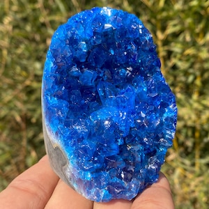 Beautiful Blue Geode quartz,quartz crystal,hand carved,Crystal Geode specimen,Mineral Vug,Home Decoration