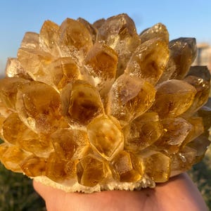 4kg+ Yellow Quartz Cluster,quartz crystal,hand carved,Crystal Mineral Vug specimen,Yellow Cluster,Home Decoration