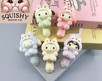 Cute kitty cat/dog Squishy Keychain – Stress Relief Toy |Cute Keychain | Stress Relief Accessory |Cute Bag Charm |Fun For Kids