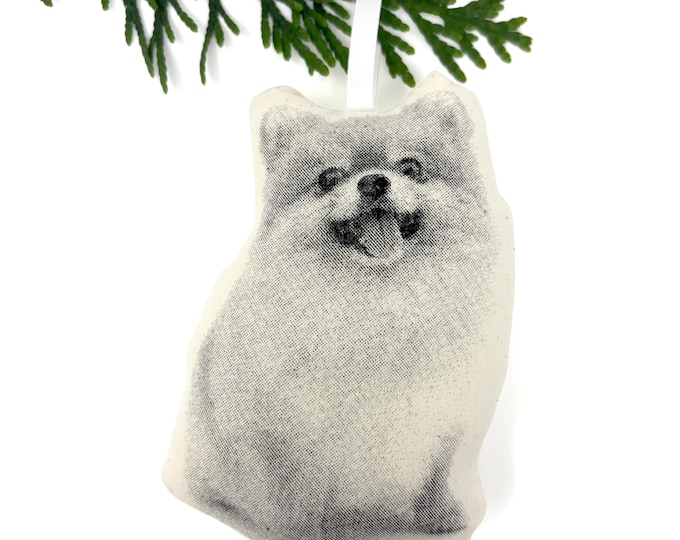 Hand Silkscreened Pomeranian Contour Ornament – Muslin Fabric Dog Decor