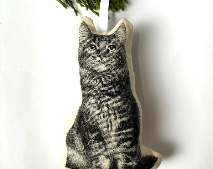 Longhair Cat Ornament