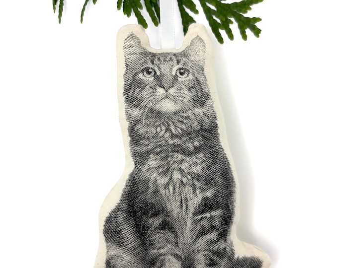 Longhair Cat Ornament