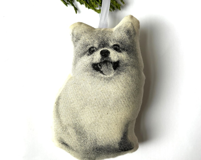 Pomeranian Ornament