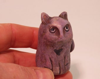 Tiny purple cat with black heart sculpture shipping included.