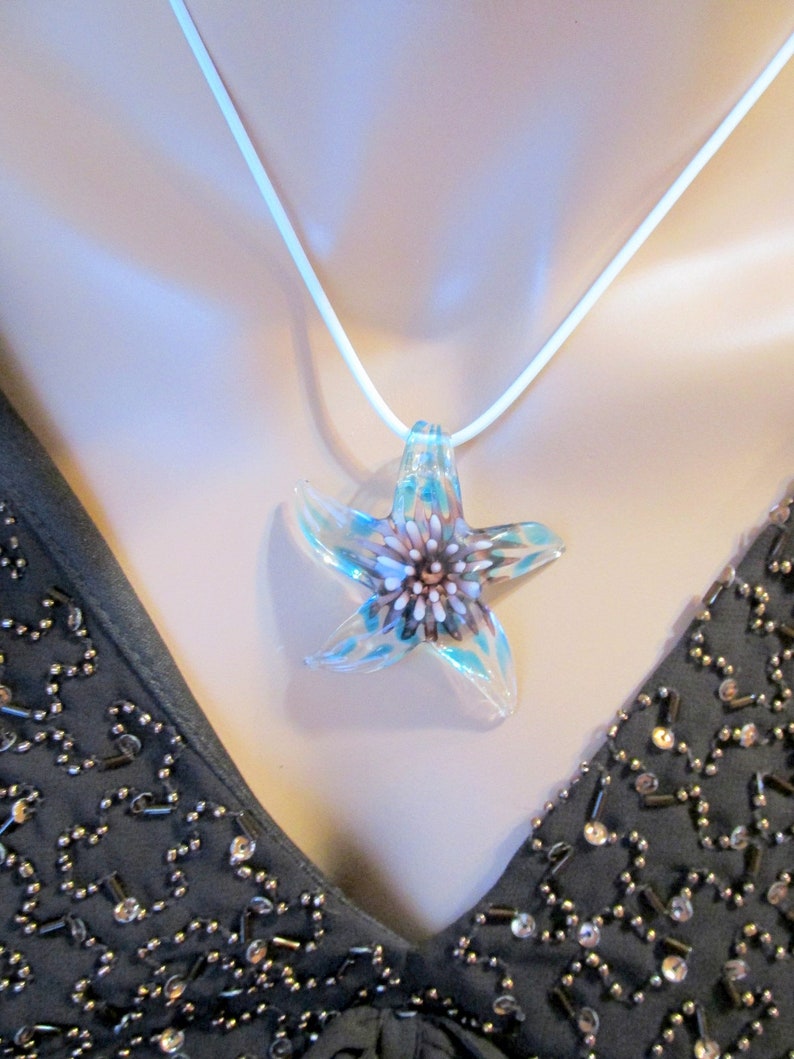 Starfish pendant, tropical jewelry, beachy necklace, summer jewelry, starfish necklace, gift for her, island jewelry, cruise pendant image 2
