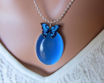 Large cats eye pendant, butterfly charm necklace, turquoise blue cats eye necklace, gift for her, Christmas gift, silver anniversary gift