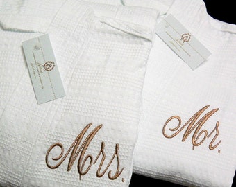 Mr and Mrs Robes, Spa Robes, Cotton Anniversary Gift, Personalized Robes, Wedding Gift, Set of 2 Robes, jfyBride