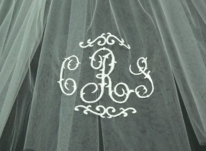 Bridal Veil Personalized with embroidered monogrammed Fingertip length with organza ribbon edge image 4