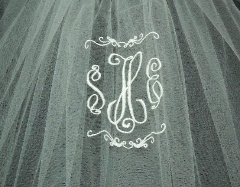 Bridal Veil Personalized with embroidered monogrammed Fingertip length with organza ribbon edge image 3