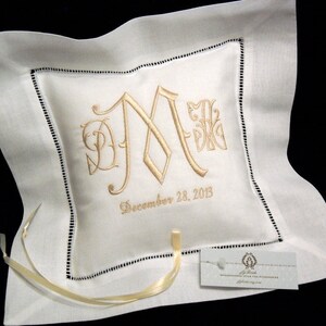 Monogrammed Ring Bearer Pillow, Personalized Ring Bearer Pillow, Linen Ring Pillow, Custom Wedding Ring Cushion, Style 5201