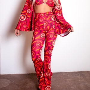 Sugarpuss HIGHWAIST BELL BOTTOMS, Red or Blue Flowers, Floral Flare Pants, Retro 70s Look