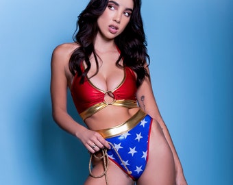 Sugarpuss STAR SUPERHEROINE SET, Sporty Ring Top and Highwaist High Cut Scrunchback Bottoms with Gold Lasso, Superhero Cosplay Costume