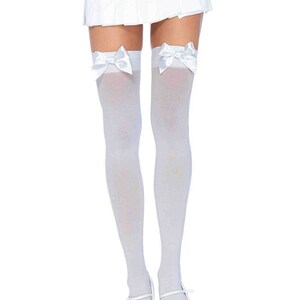 Thigh high with bow clearance