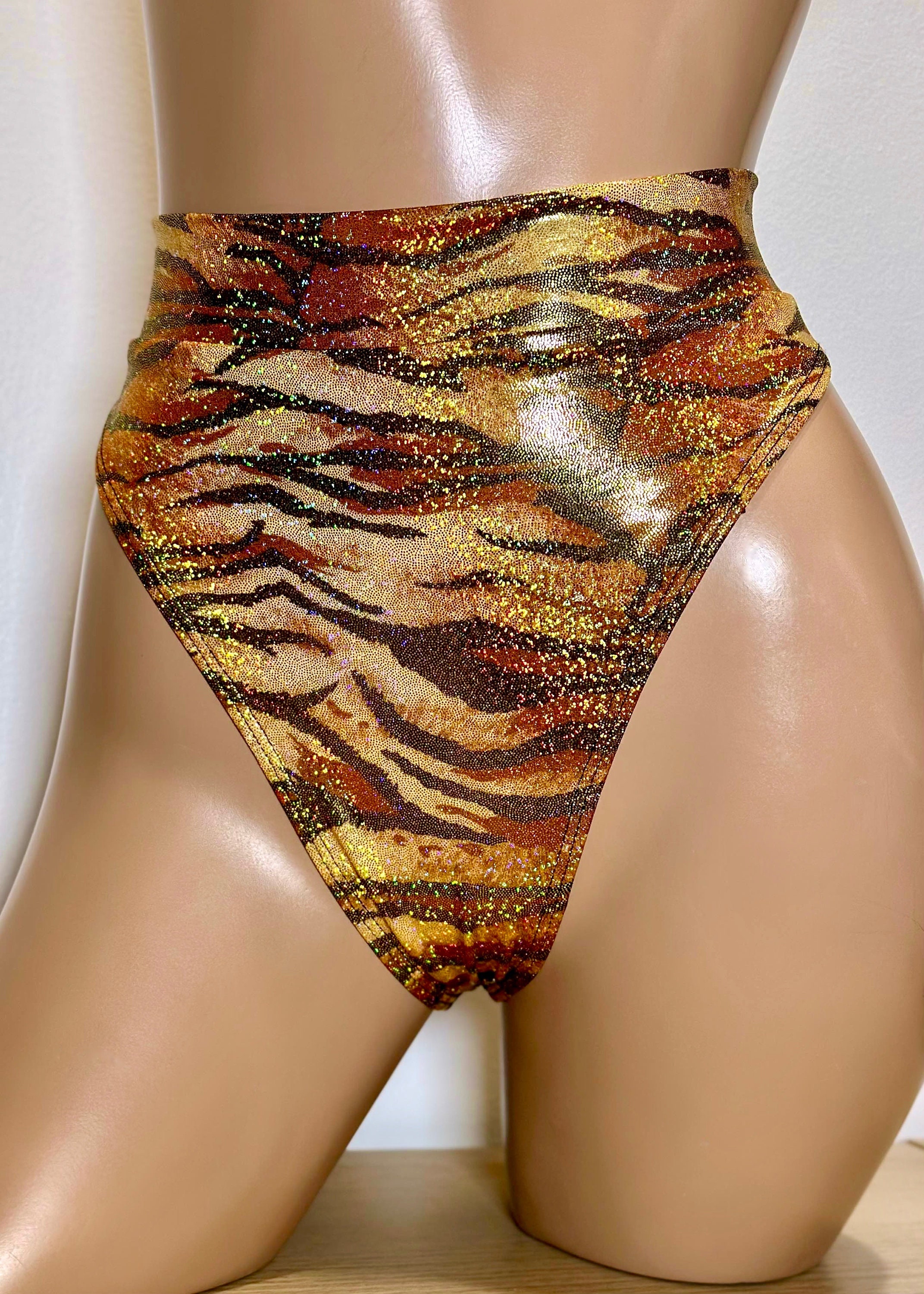 Lahana Swim - Lahana swim bikini top - piper triangle bikini top leopard on  Designer Wardrobe