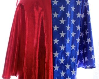 Capa de superhéroe Sugarpuss STAR, mitad estrellas, mitad rojo, tela holográfica metálica de licra, disfraz de superhéroe para cosplay.