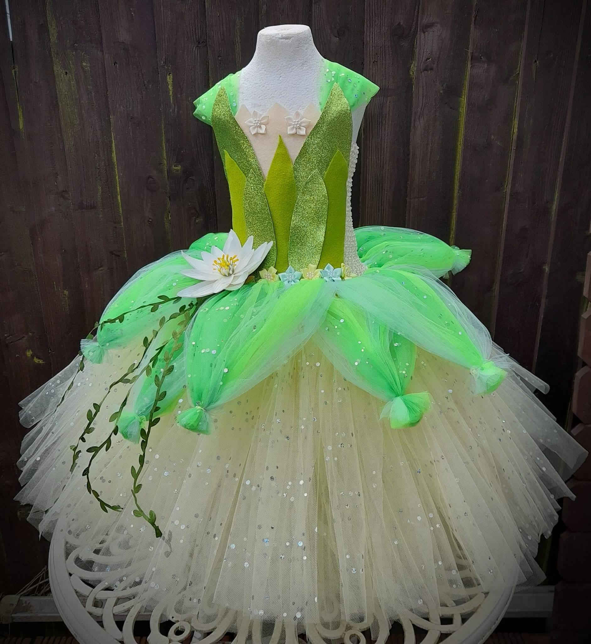 Princess and the Frog Lottie Dress - Etsy Finland Princess and the Frog Lottie Dress - Etsy Finland