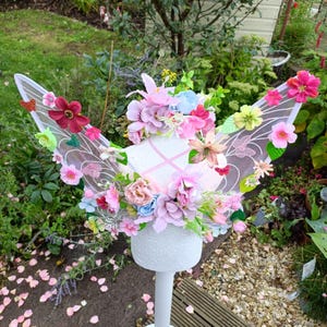 Fantasia de fada das flores com asas de borboleta - serve tanto para adultos quanto para crianças