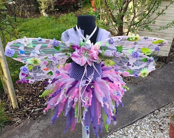 Blütenfee Flügel Kostüm: Schillernde Libellenflügel mit Blüten