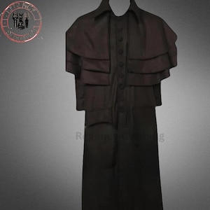 Regency Garrick Overcoat – Triple Cape Wool Coachman&#39;s Coat – Historical Reenactment Black Hussar Jacket – Timeless Vintage Style Outerwear