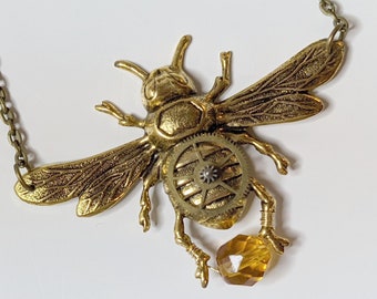 Steampunk Bee Key Pendant Real Honey Bee in Resin Clockwork Gears /& Brass Key on Chain Necklace Real Bug Insect Taxidermy Jewelry TursiArt