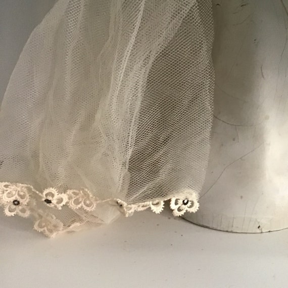 Vintage Wedding Cap with Veil - image 9