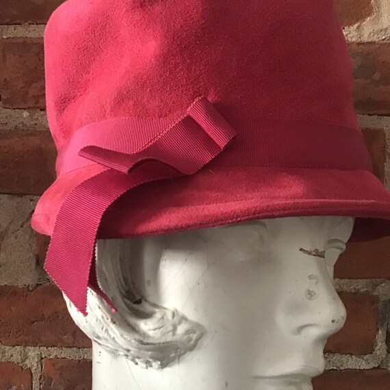 1950s Barbara Lee Raspberry Suede Bucket Hat - image 5