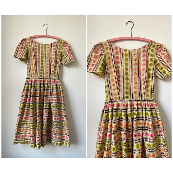 1960s Cotton Gylph Print Dress - image 2