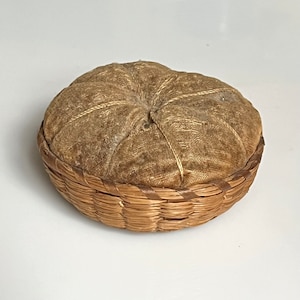 Antique Woven Straw Pincushion with Velvet Top/Larry Lou Foster’s Estate/Sewing Collectible