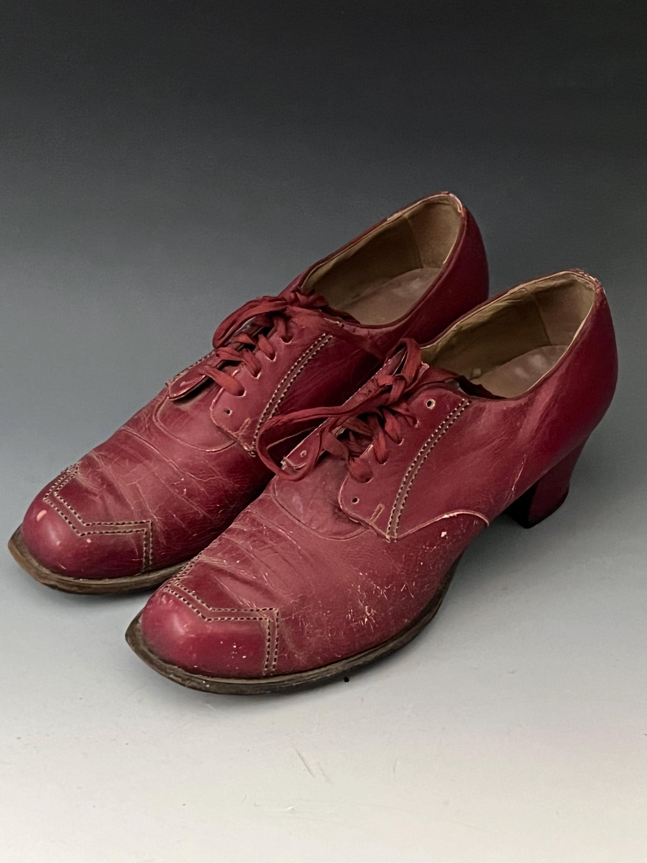 1940s Fabel's Orthopedic Health Shoes/rockabilly Style/vintage Red Leather Brogue Heels/7r - Etsy 1940s Fabel's Orthopedic Health Shoes/rockabilly Style/vintage Red Leather Brogue Heels/7r - Etsy
