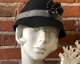 Vintage 20s Style Felt Hat