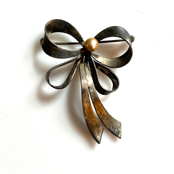 Antique Sterling Silver Ribbon Brooch with Faux Pearl//Larry Lou Foster’s Estate