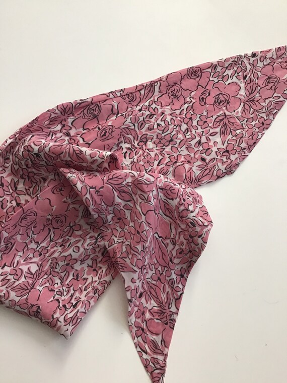 1930s Pink Floral Rayon Scarf - image 7