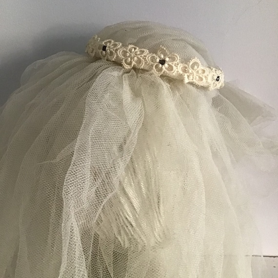 Vintage Wedding Cap with Veil - image 10