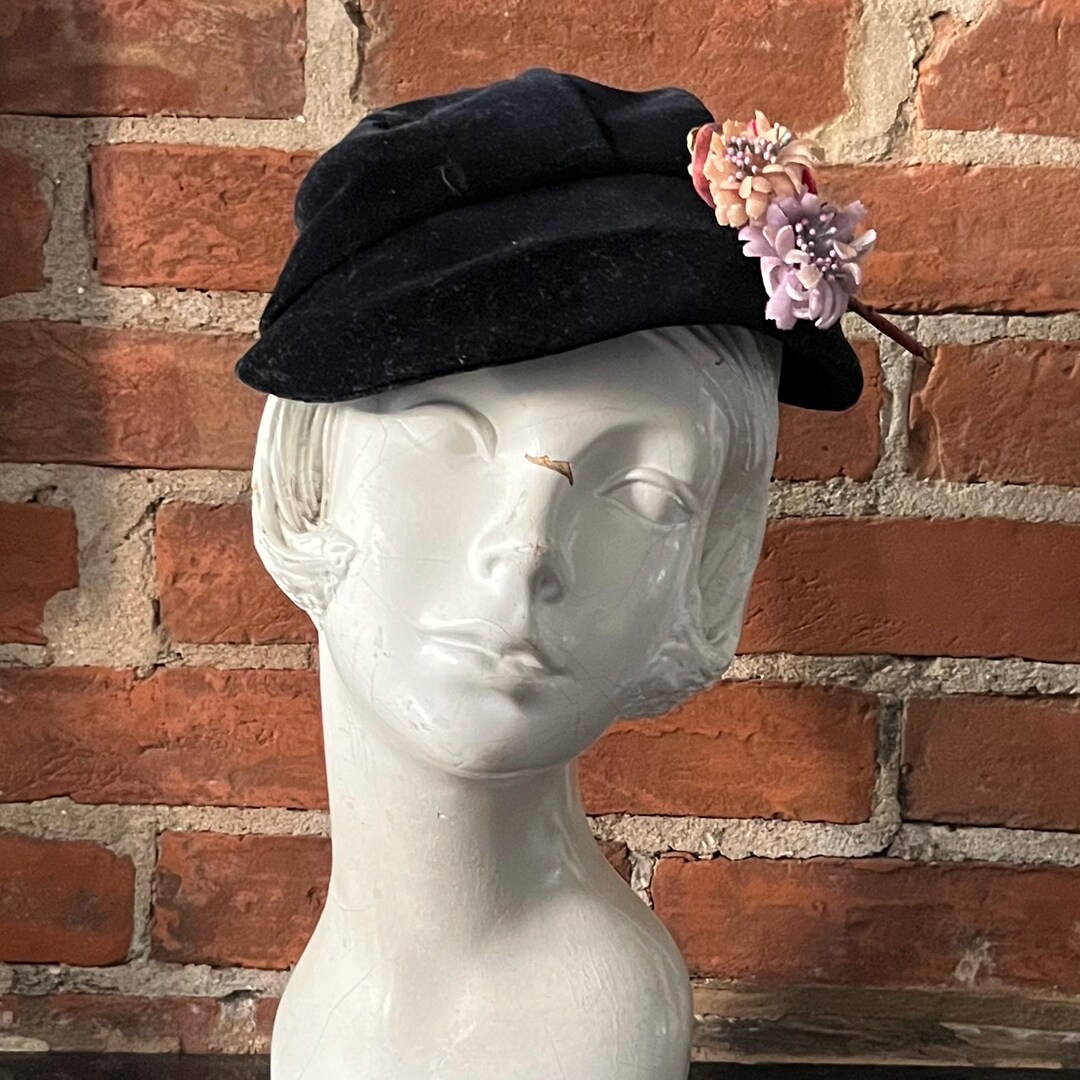 30's Long Black Velvet Cap with Faux Fur Trimmed Hood